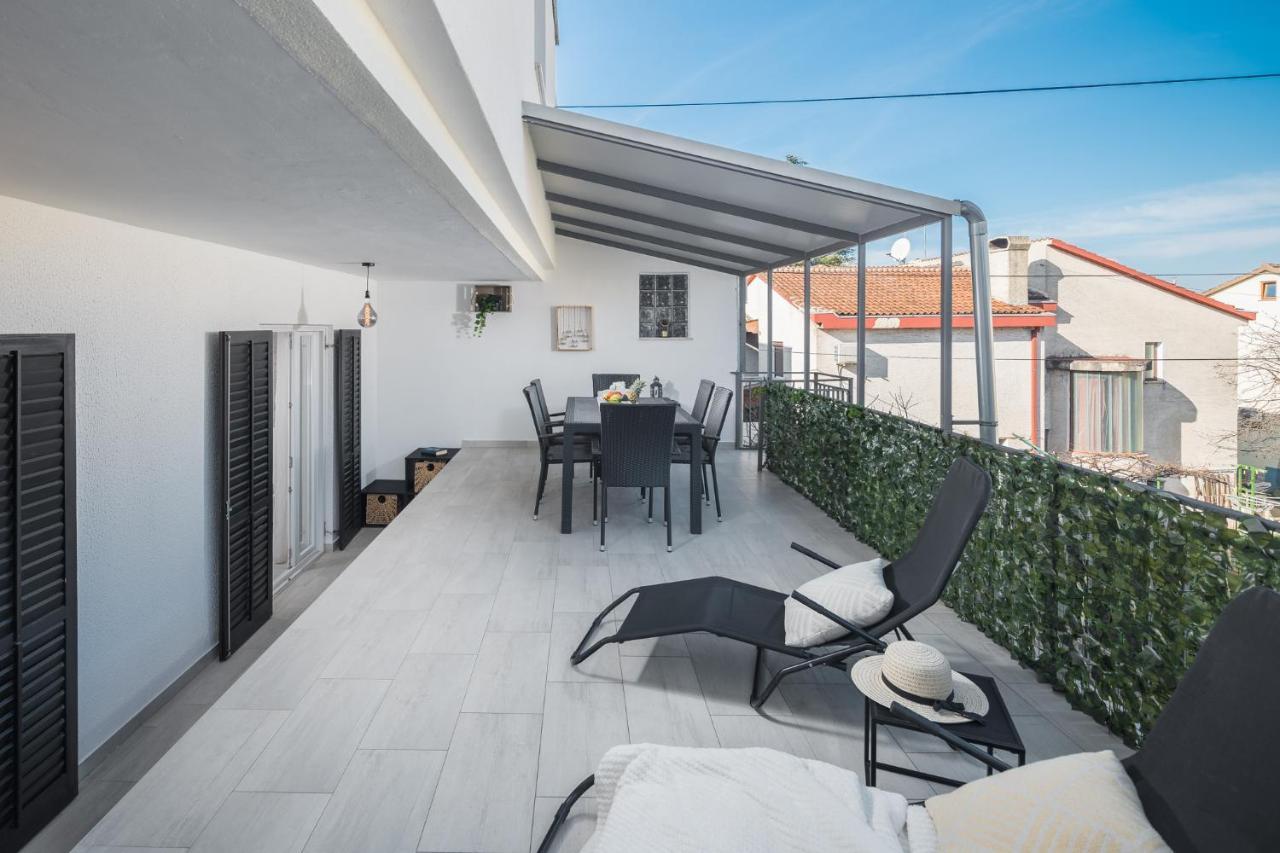 Apartment Sea Pearl Porec Exterior photo